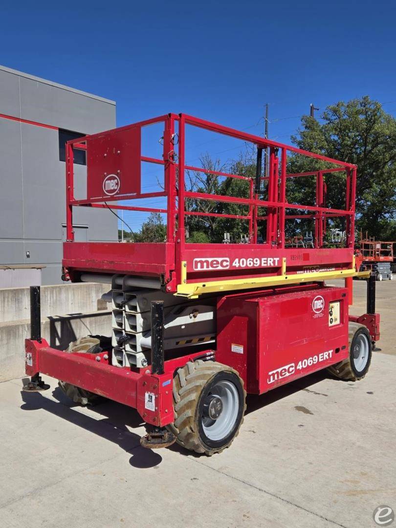 2015 MEC 4069ERT Electric Scissor Lift - 123Forklift