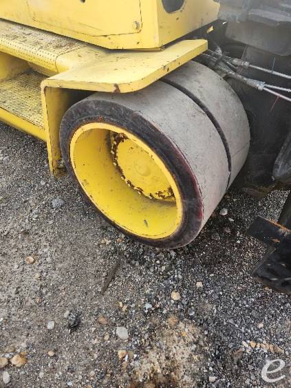2009 Hoist Liftruck F300