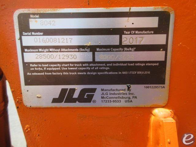 2017 JLG 8042