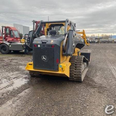 2017 John Deere 333G