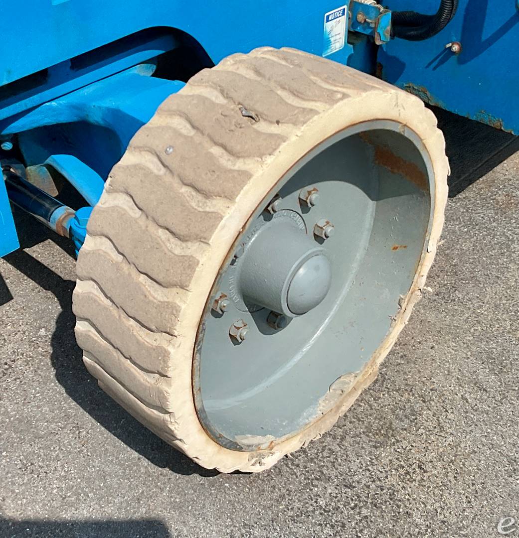 2013 Genie Z40/23NRJ