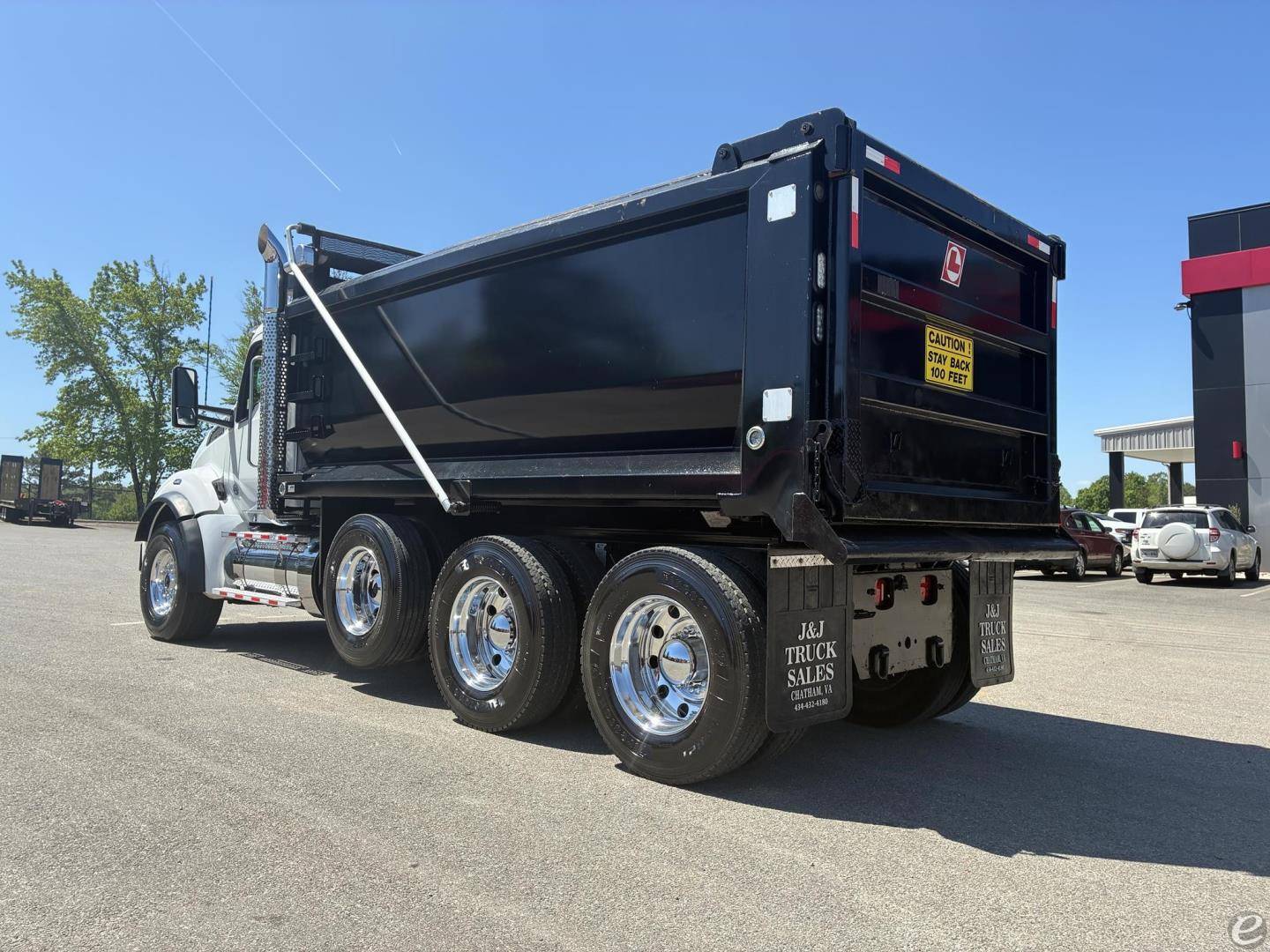 2025 Kenworth T880