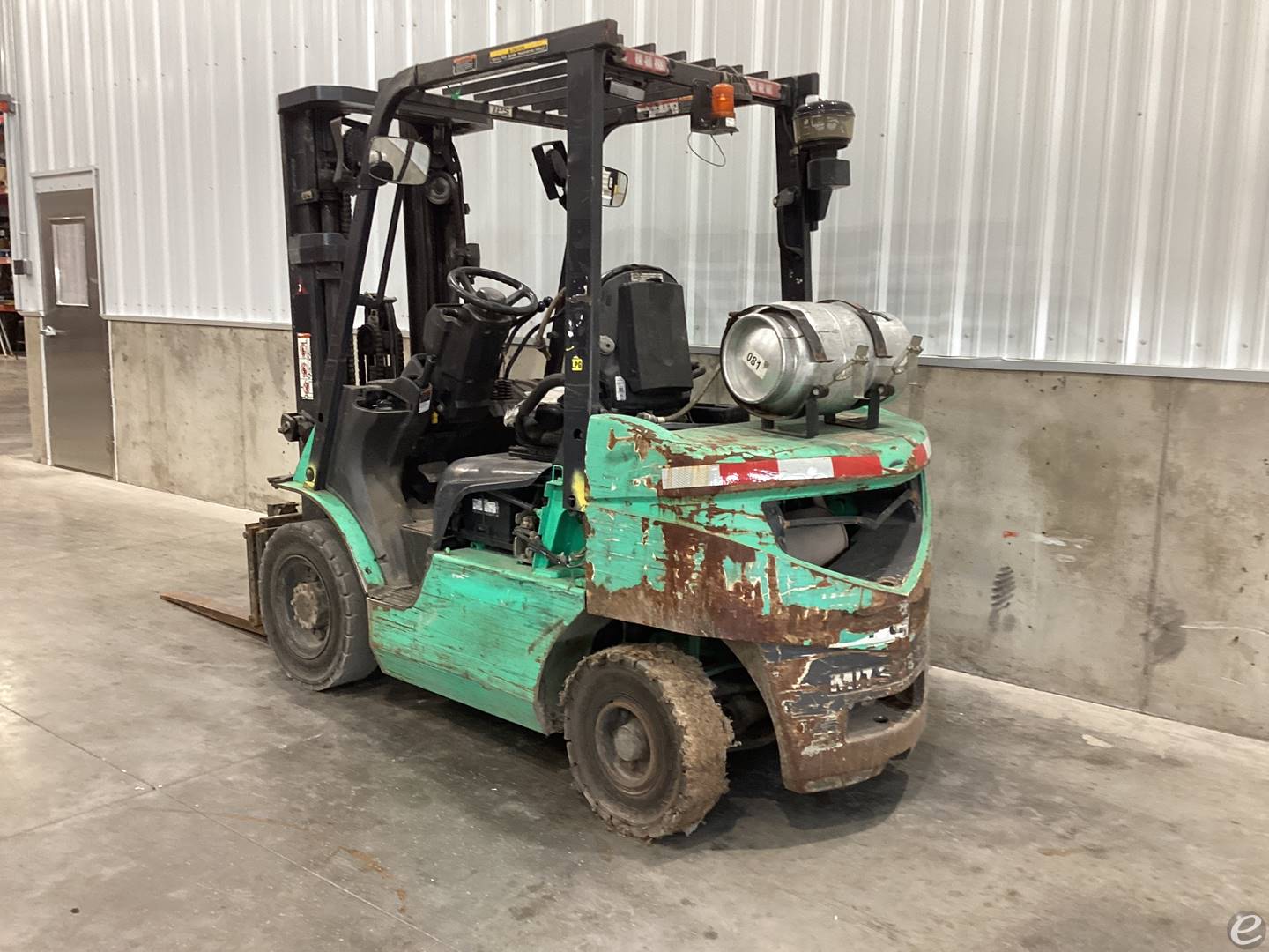 2020 Mitsubishi FG25N