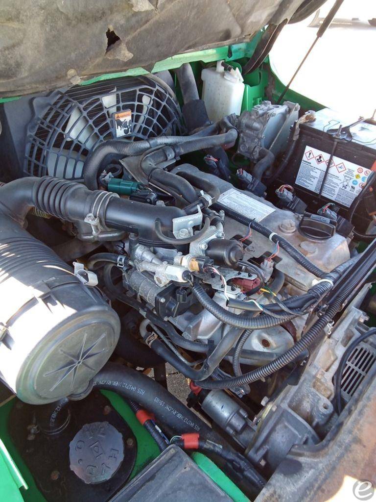2012 Mitsubishi FG30N
