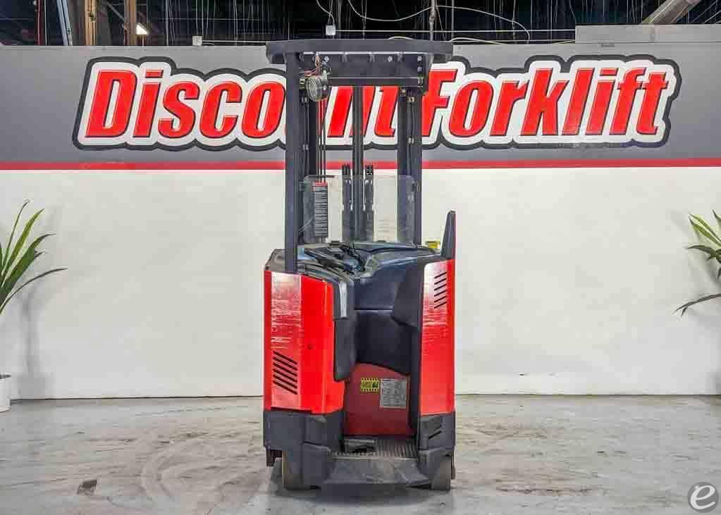 2000 Raymond R40TT Electric Reach Truck - 123Forklift