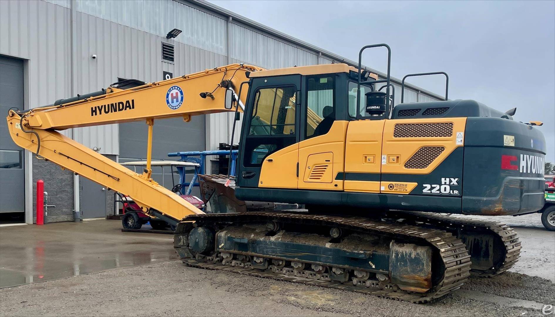 2018 Hyundai HX220 LR