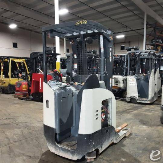 2018 Crown RR5725-45