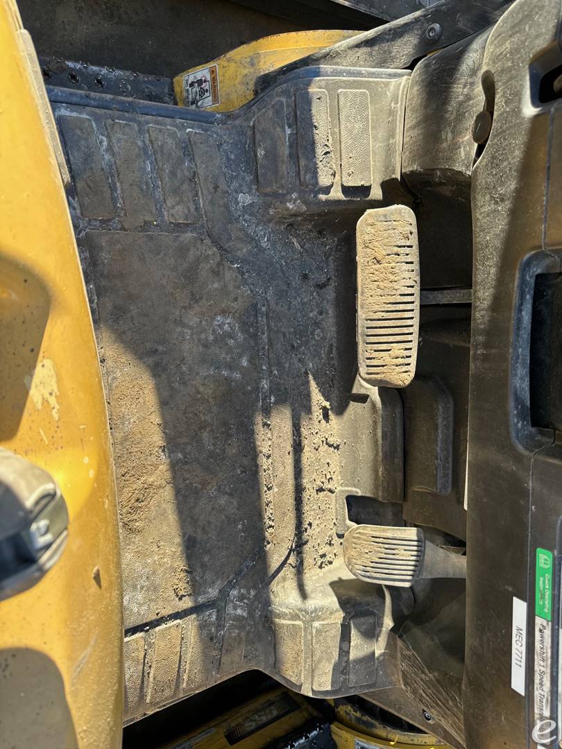 2013 Yale GLC070VXNVRE085 LP Gas Forklift - 123Forklift