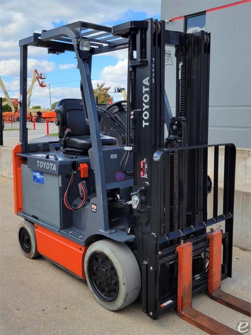2022 Toyota 8FBCU25 Electric Forklift - 123Forklift