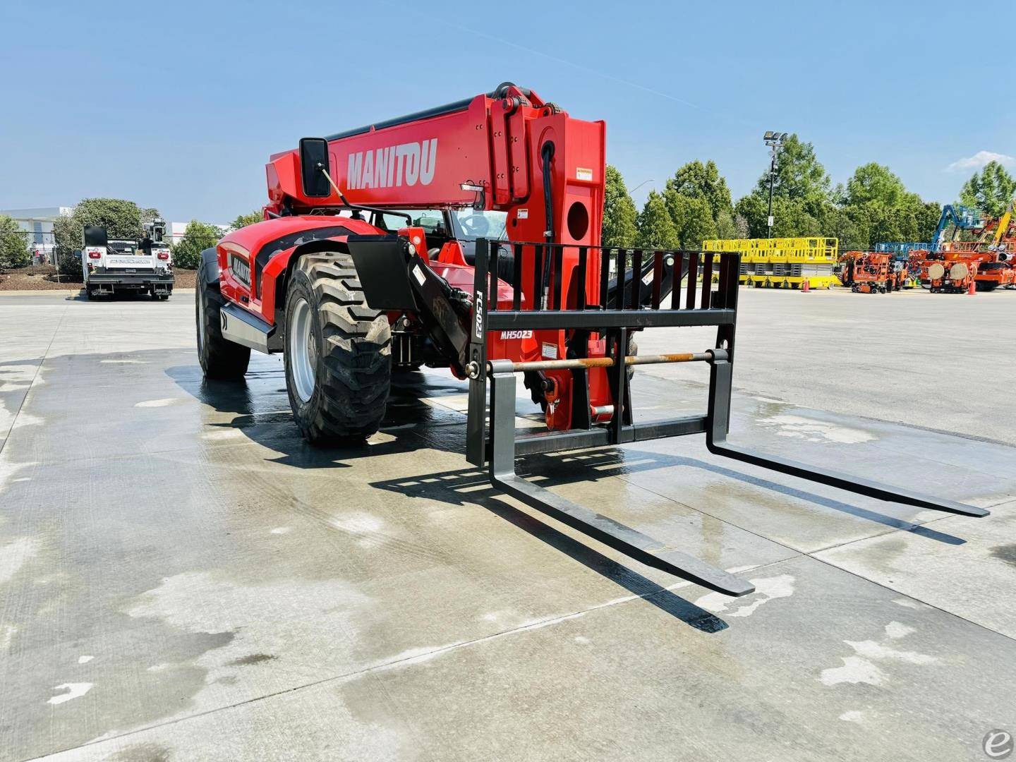 2025 Manitou MTA1055