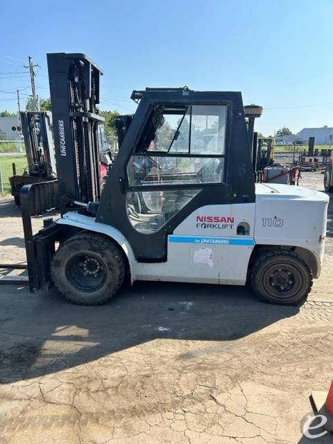 2015 Nissan MDG1F4A50V