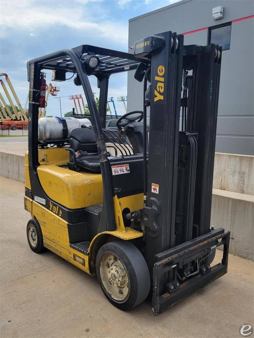 2016 Yale GLC050VX LP Gas Forklift - 123Forklift
