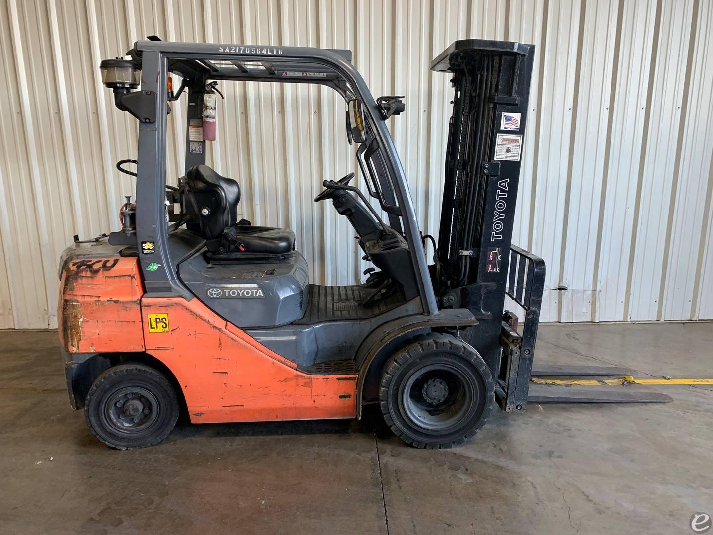 2017 Toyota 8FGU25 LP Gas Forklift