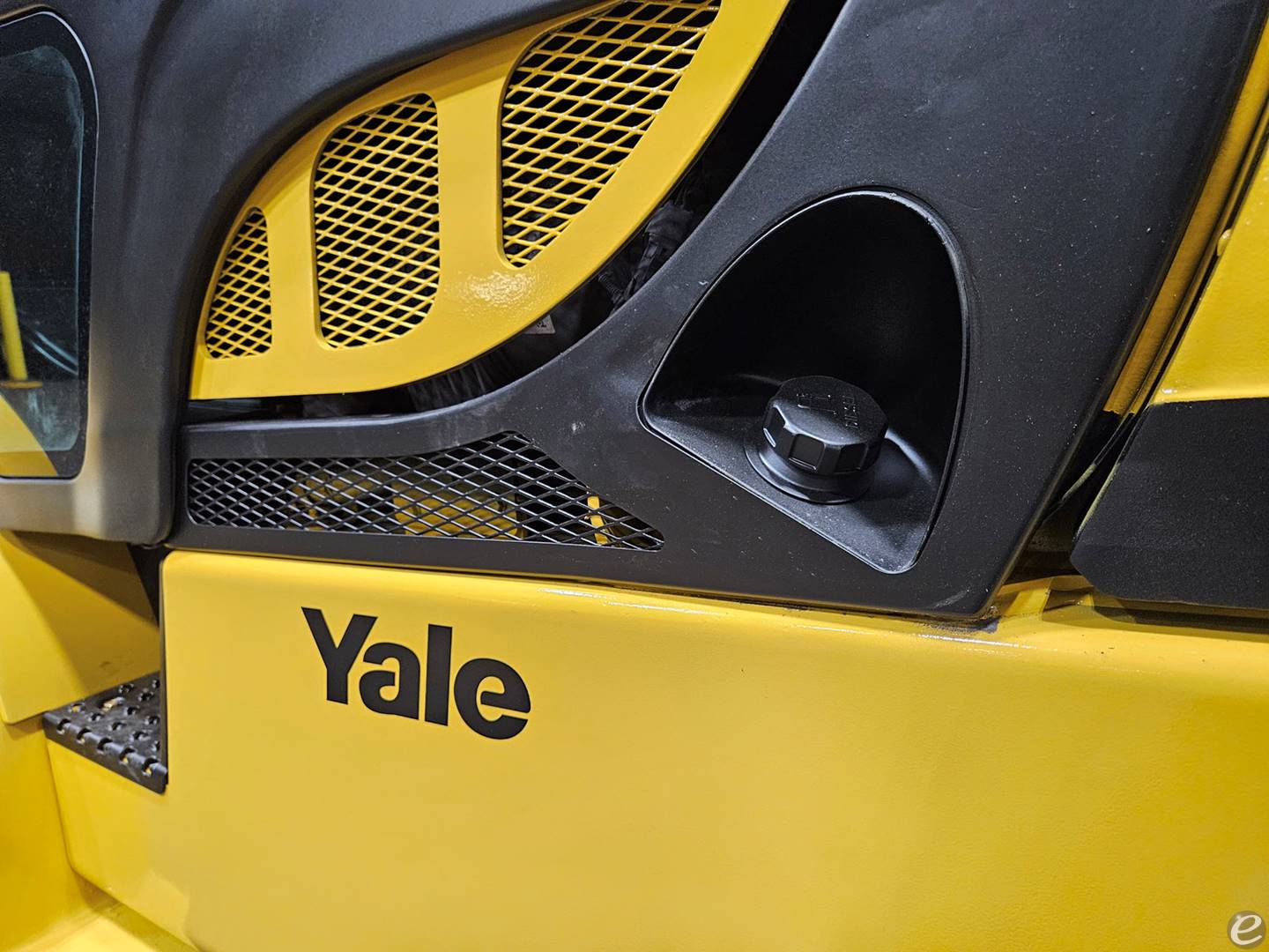 2021 Yale GDP090VX