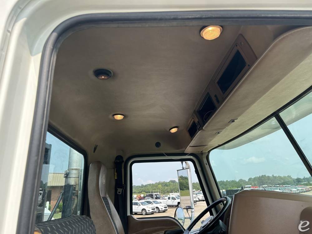 2011 Mack GRANITE GU713