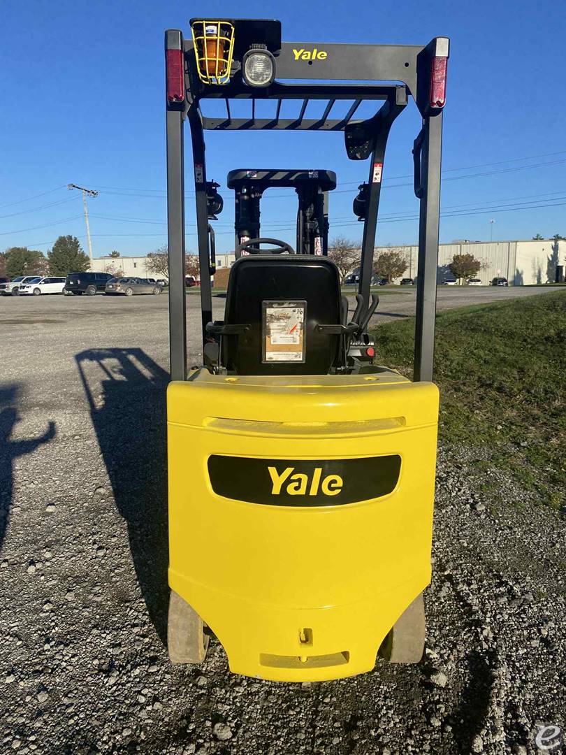 2017 Yale ERC-040VAN