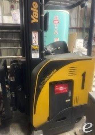 2018 Yale NDR030DB Electric Reach T...