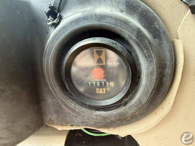 2004 Cat 325CL