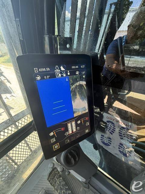 2019 Cat 320