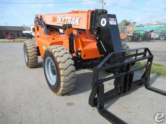 2017 Skytrak 8042