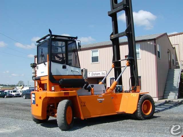 2018 Crown TSP6500-33 Electric Man Up Swing Reach Turret         Forklift
