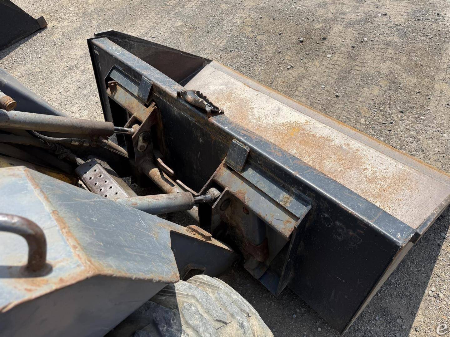2001 New Holland LS150