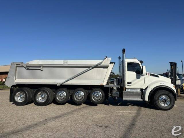 2023 Kenworth T880S