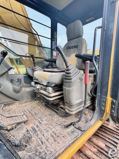 2003 John Deere 160C LC