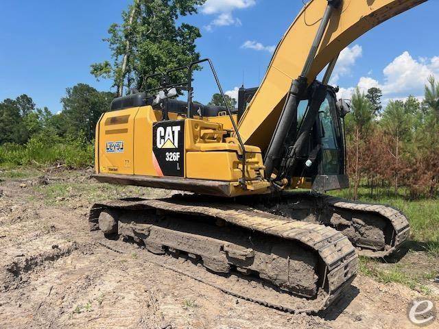 2015 Cat 326FL