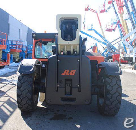 2018 JLG 1255