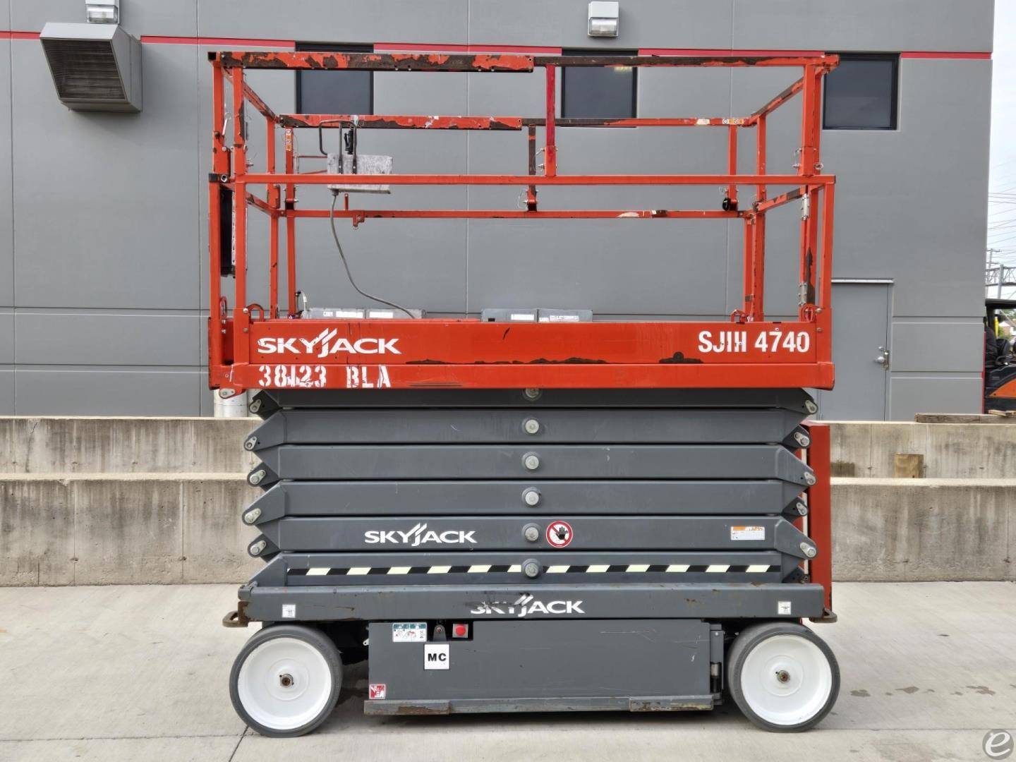 2016 Skyjack SJIII4740 Electric Sci...