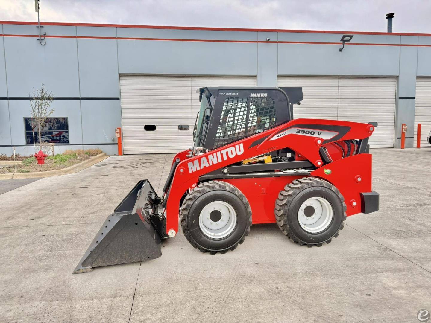 2025 Manitou 3300V