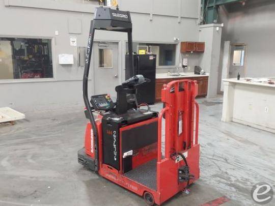 2017 Raymond 3020