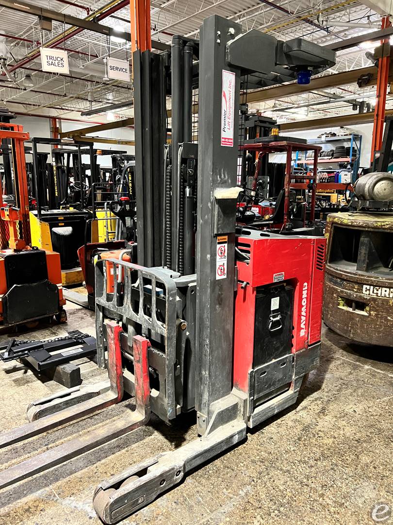 2014 Raymond EZ-R40TT Electric Reach Truck - 123Forklift