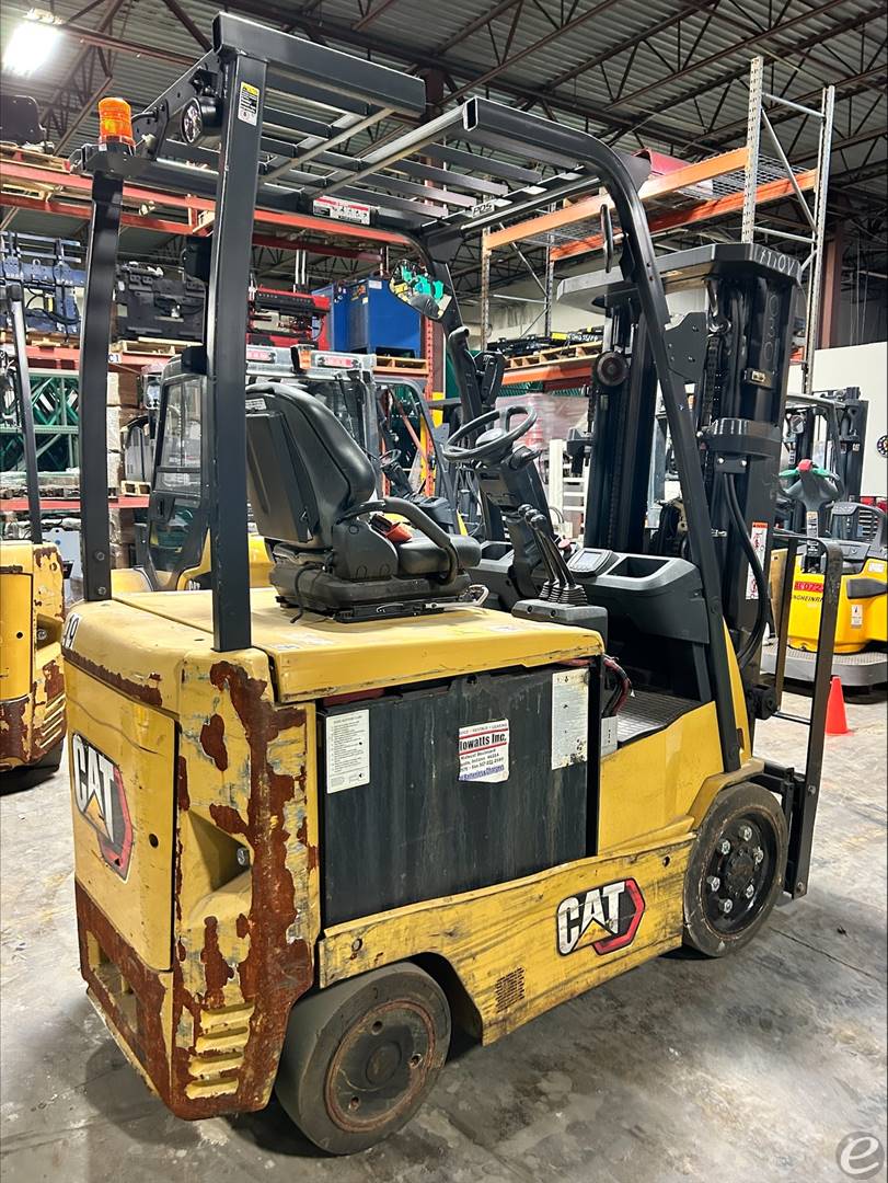 2022 Cat EC25N
