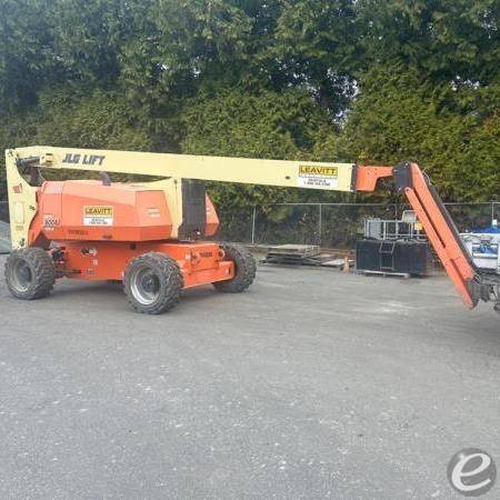 2017 JLG 800AJ