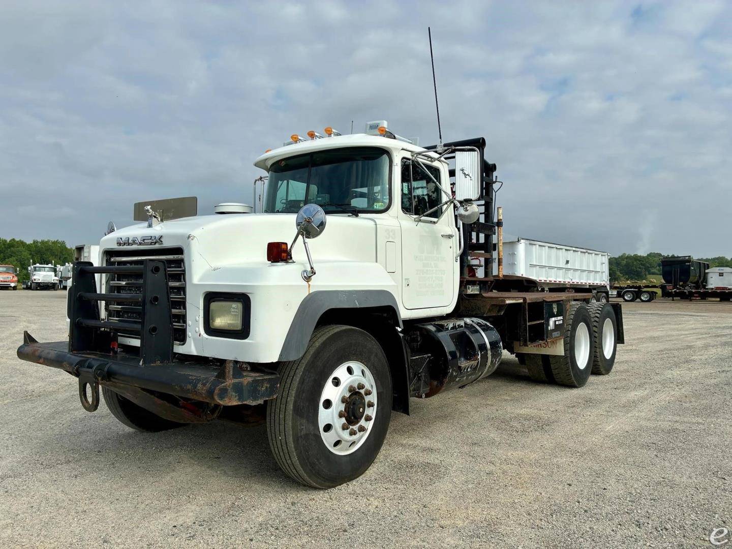 2002 Mack RD688S