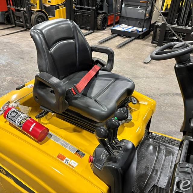 2022 Yale ERP040VT