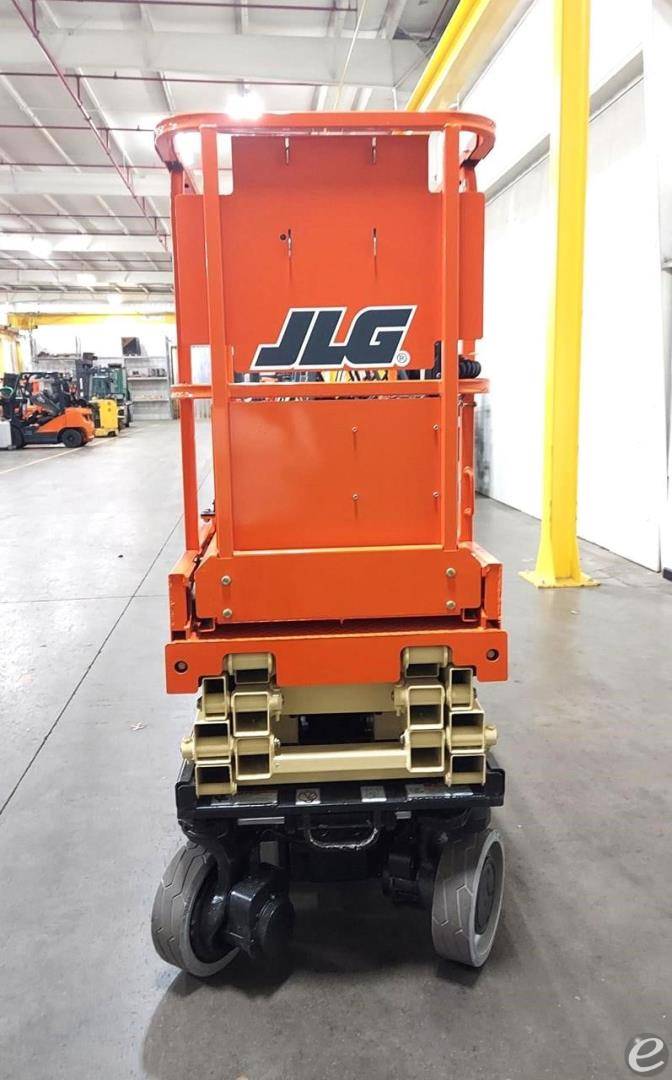 2016 JLG 1930ES