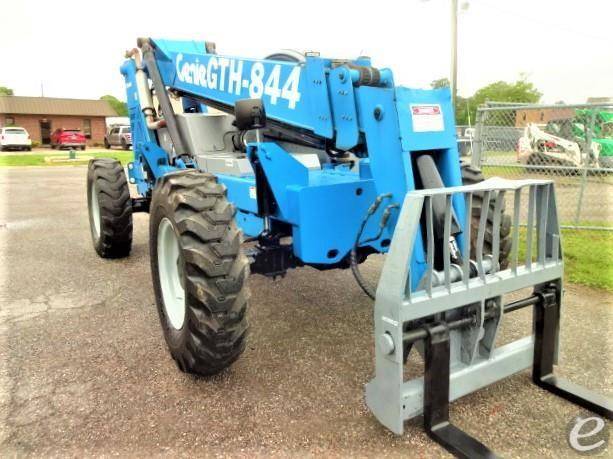 2011 Genie GTH844 Diesel Telehandlers - 123Forklift