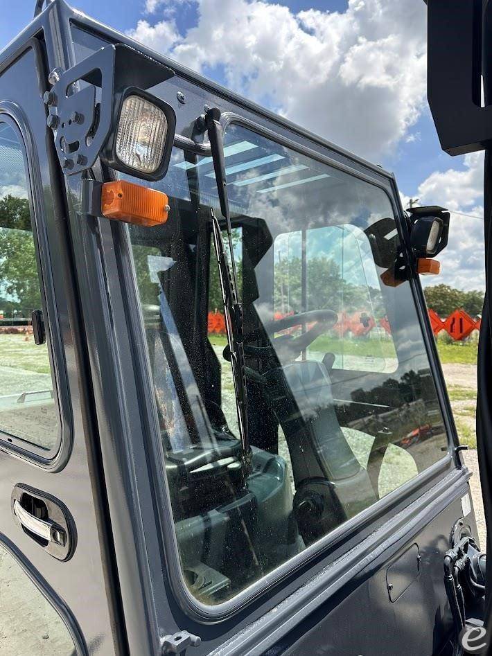 2011 Doosan D35S-5