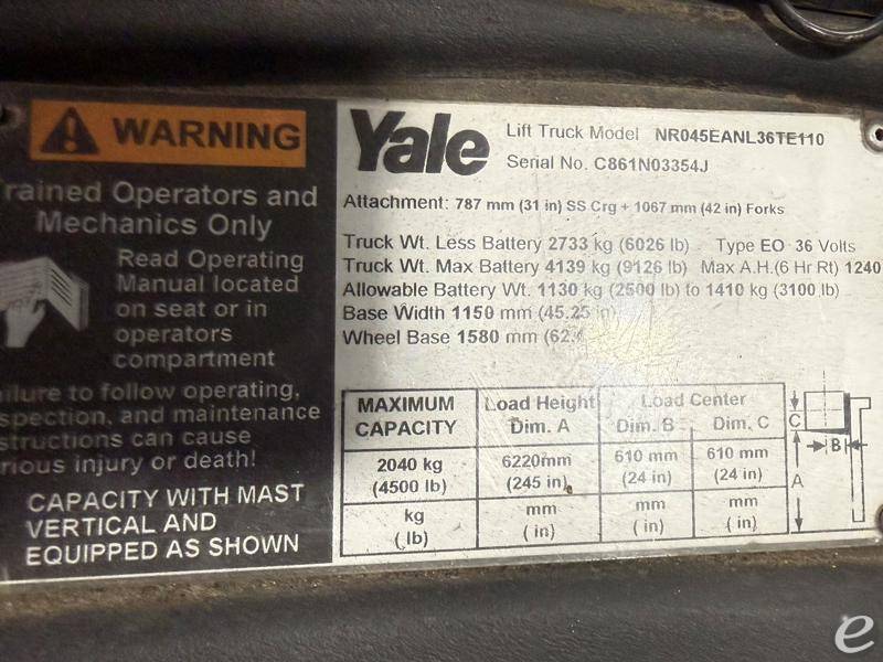 2011 Yale NR045EA