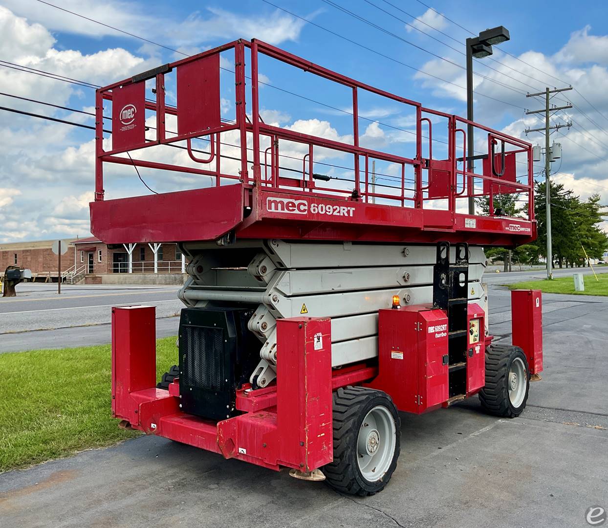2016 MEC 6092RT