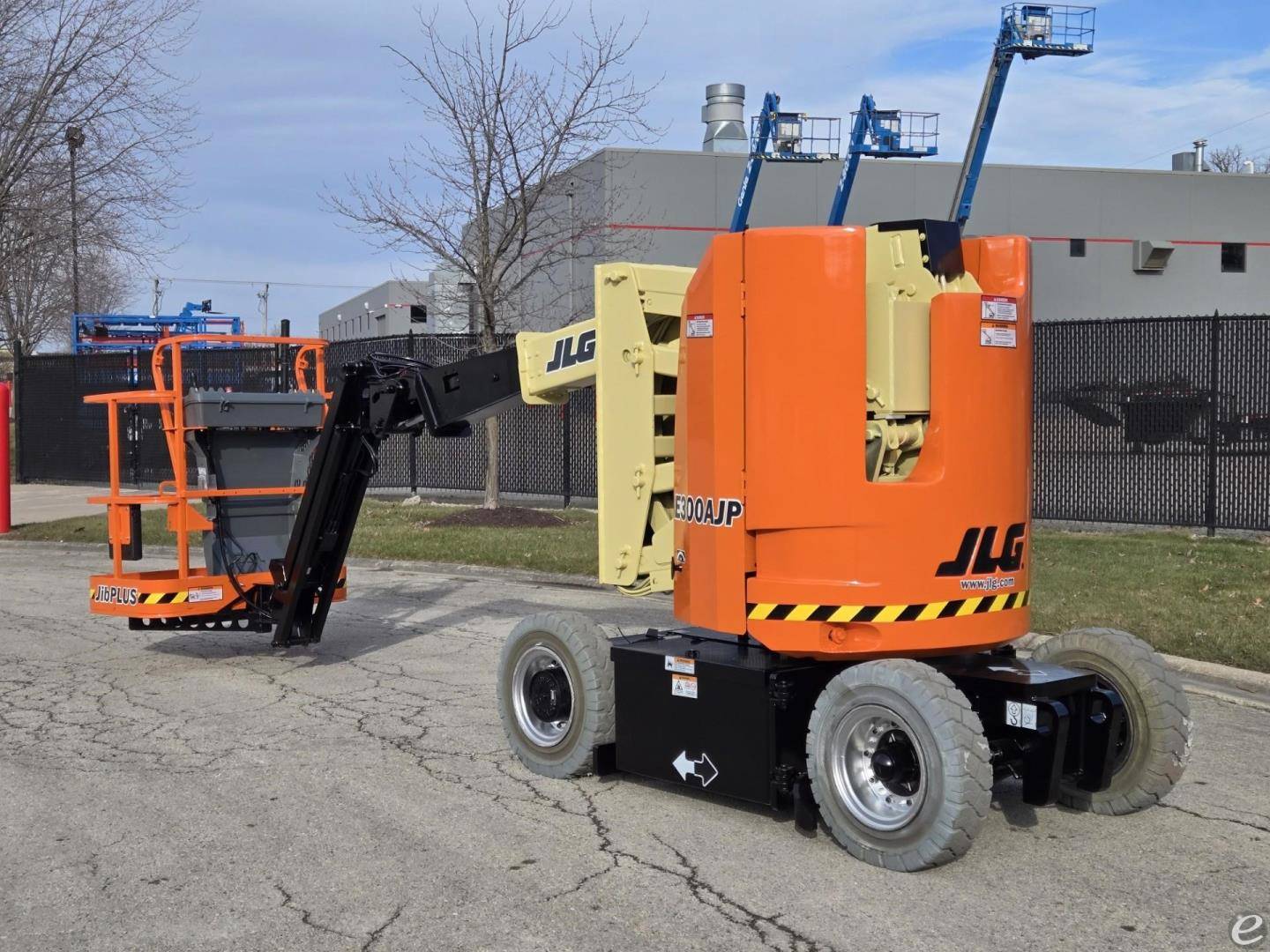 2015 JLG E300AJP Electric Boom Lift - 123Forklift