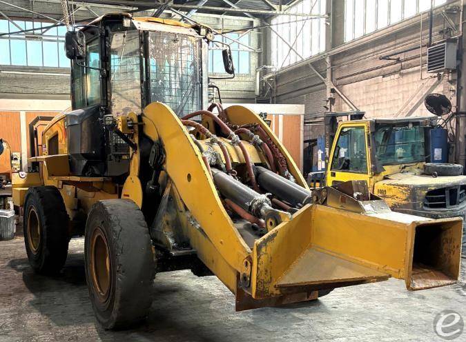 2014 Cat 938K