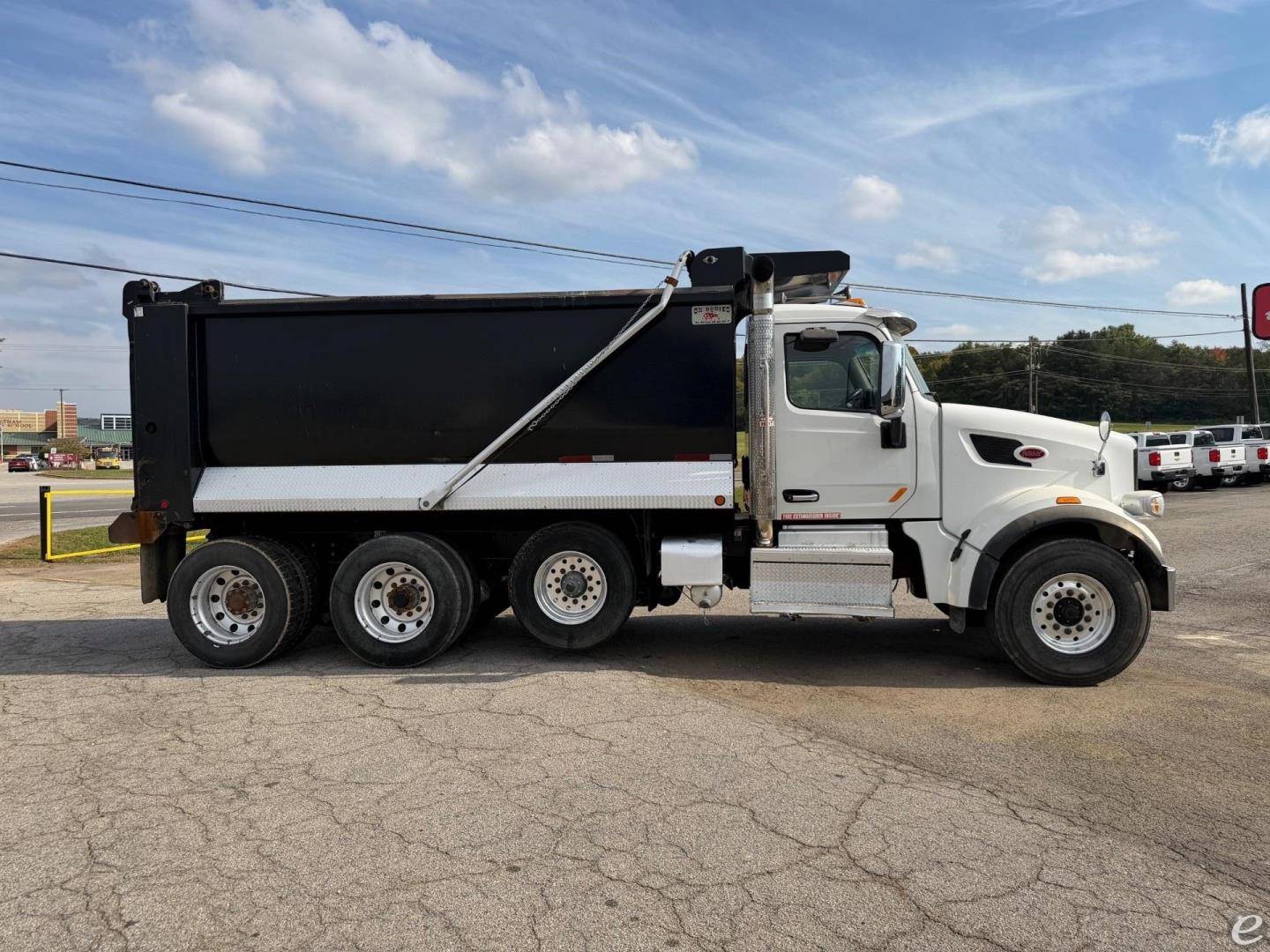 2021 Peterbilt 567