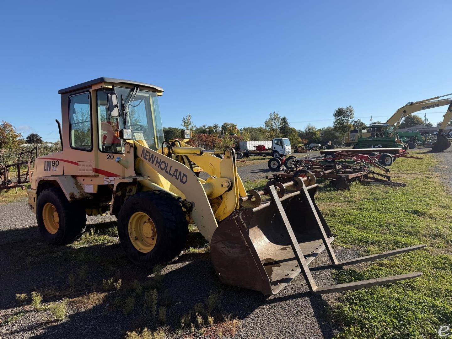2000 New Holland LW80