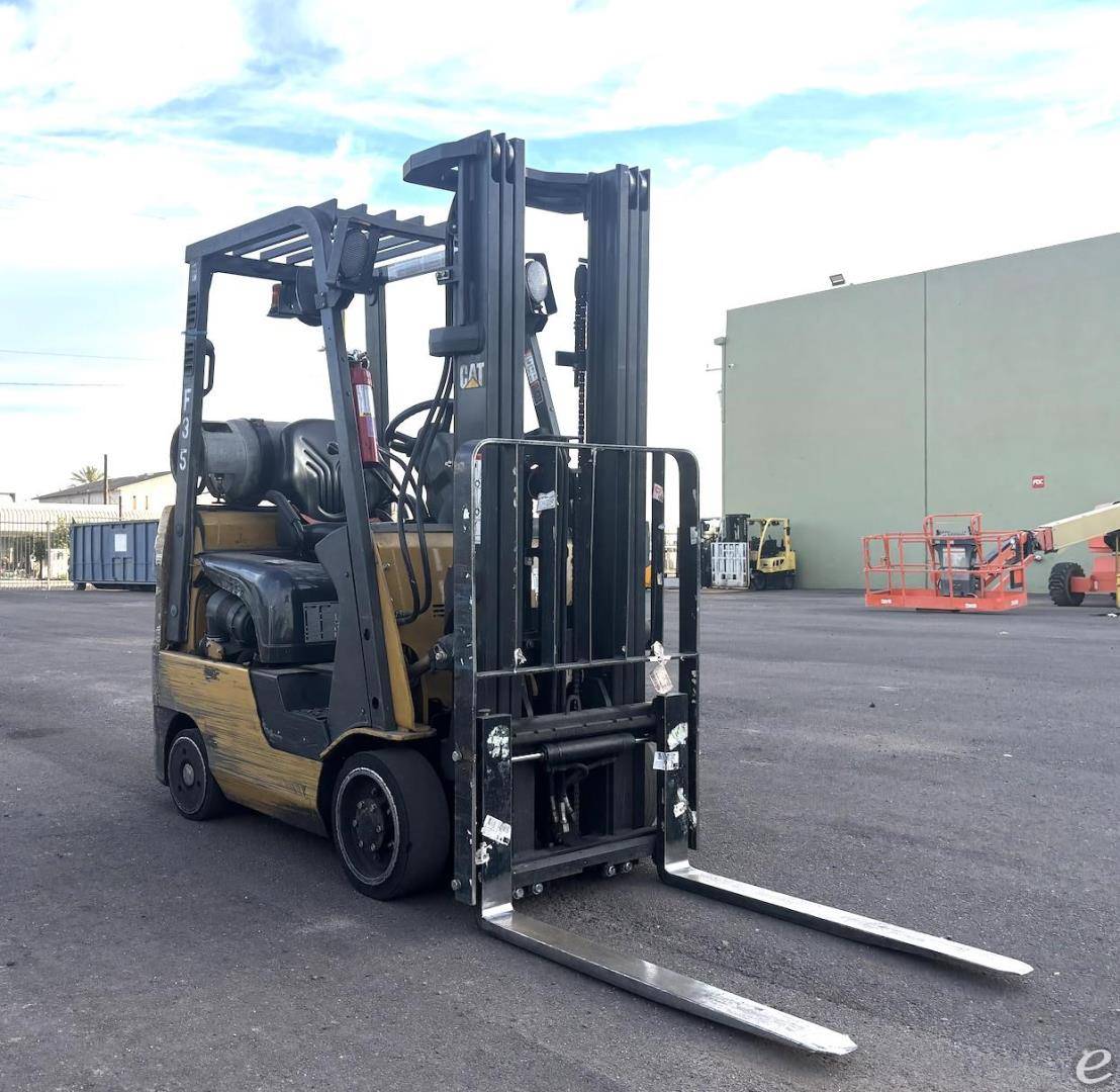 2022 Cat 2C3000