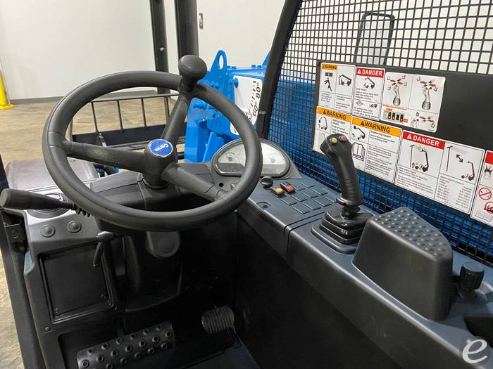 2013 Genie GTH-5519