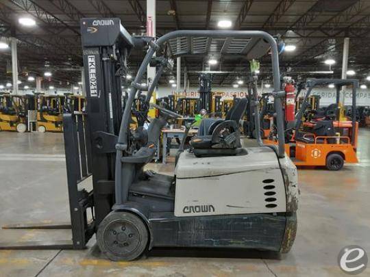2016 Crown SC5245-40 Electric Forklift - 123Forklift
